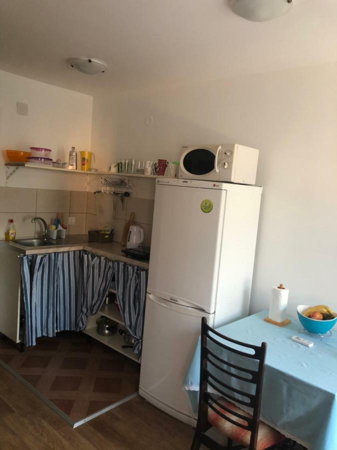 Apartmani Petrija Prčanj Esterno foto