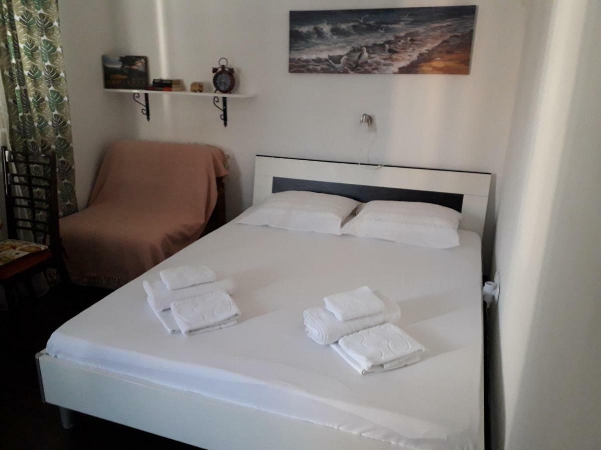 Apartmani Petrija Prčanj Esterno foto